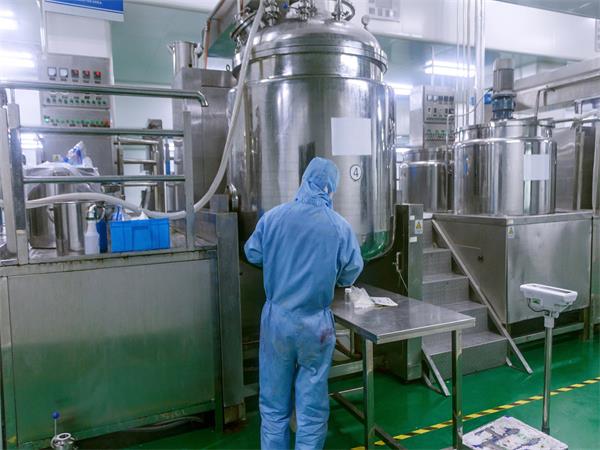 北京专业回收二手制药设备，制药设备回收价格